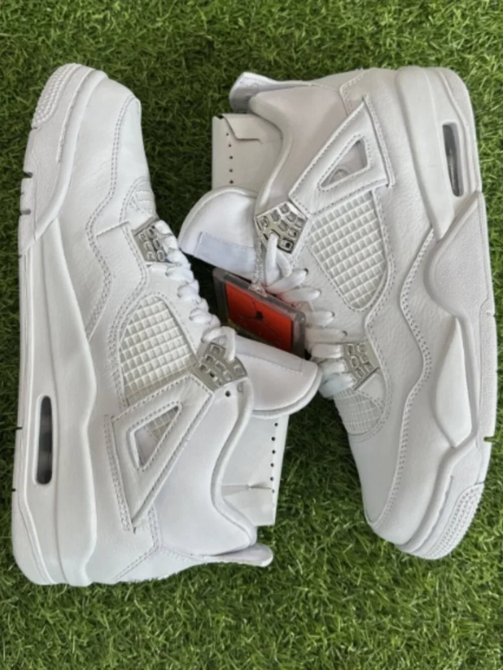 Air Jordan 4 Retro Pure Money